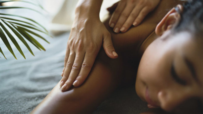 Massaggio Tui Na: che cos’è, benefici, come viene praticato e controindicazioni