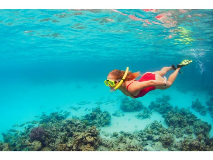 Snorkeling: che cos'è, come si pratica, benefici e che attrezzatura serve